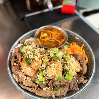 Beef & Shrimp Vermicelli (Bún TÔM BÒ Nướng)