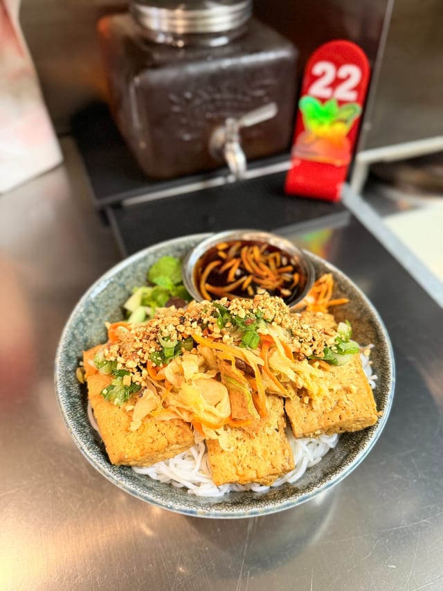 Tofu Vermicelli (Bún Đậu phụ).