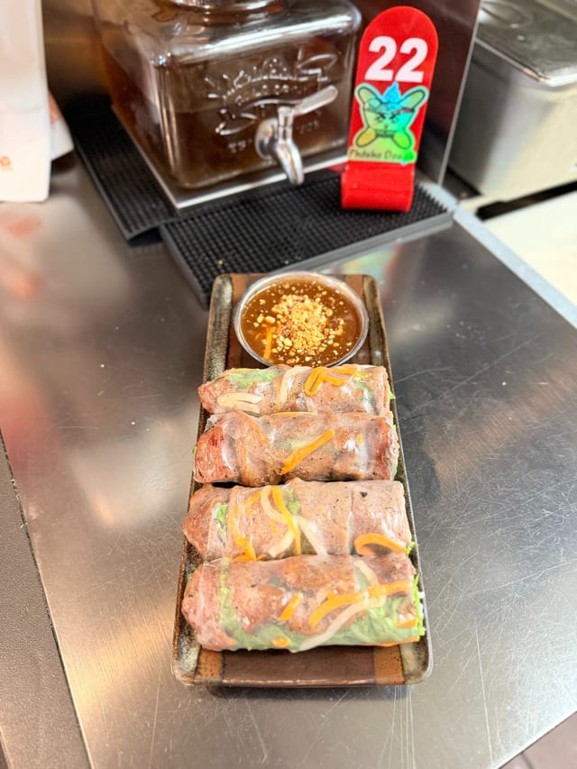 Grilled Pork Spring Roll (Gỏi cuốn HEO Nướng).